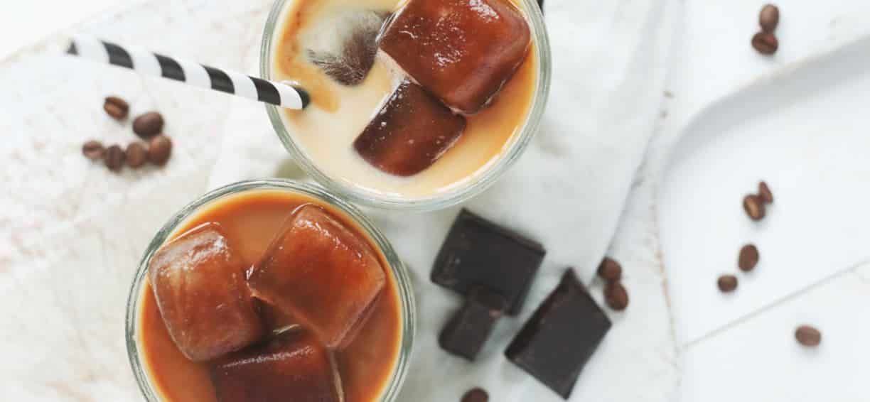 iced coffee met chocolade